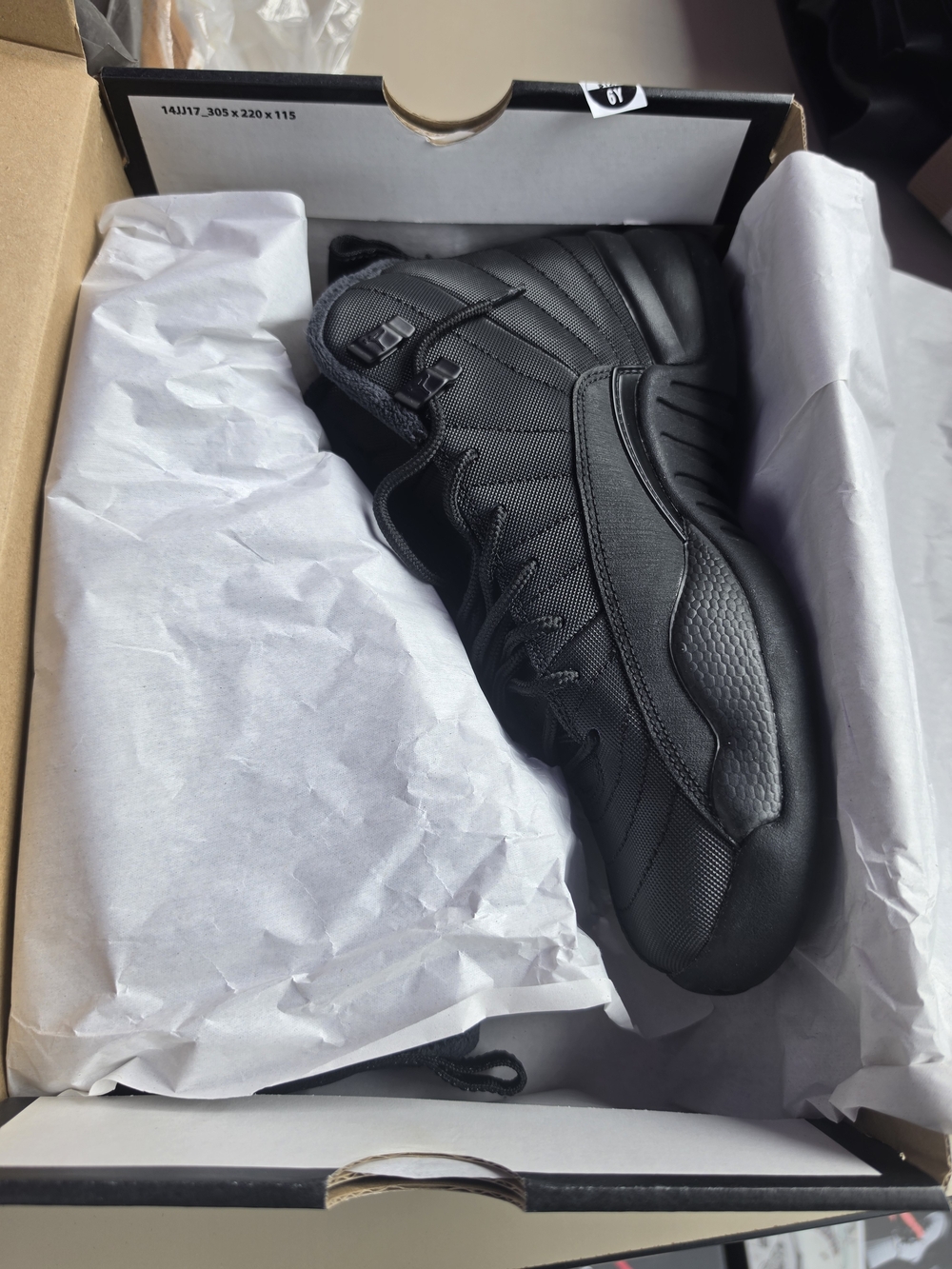 Jordan 12 Winterized - Picture 8 of 8